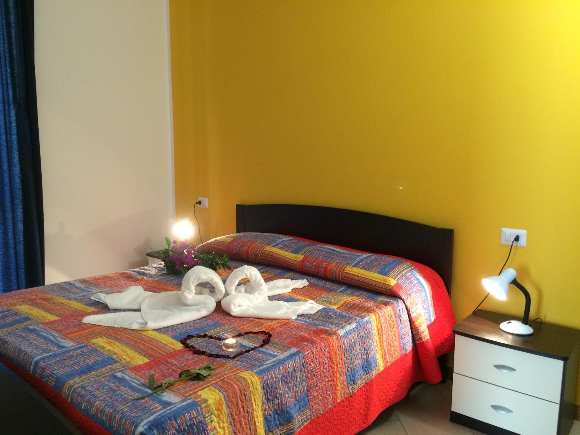 Residence Le Azalee&SPA Vercana Habitación foto