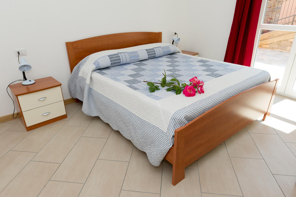 Residence Le Azalee&SPA Vercana Habitación foto